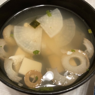 松茸のお吸い物(大根と豆腐入りアレンジ)
